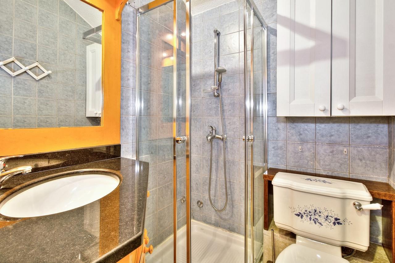 Lana House With Apartment Petrovija Kültér fotó